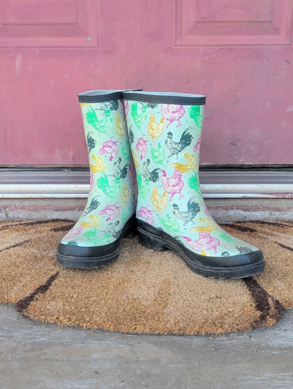 Blue Mountain Women's Green Rooster Print Rain Boots